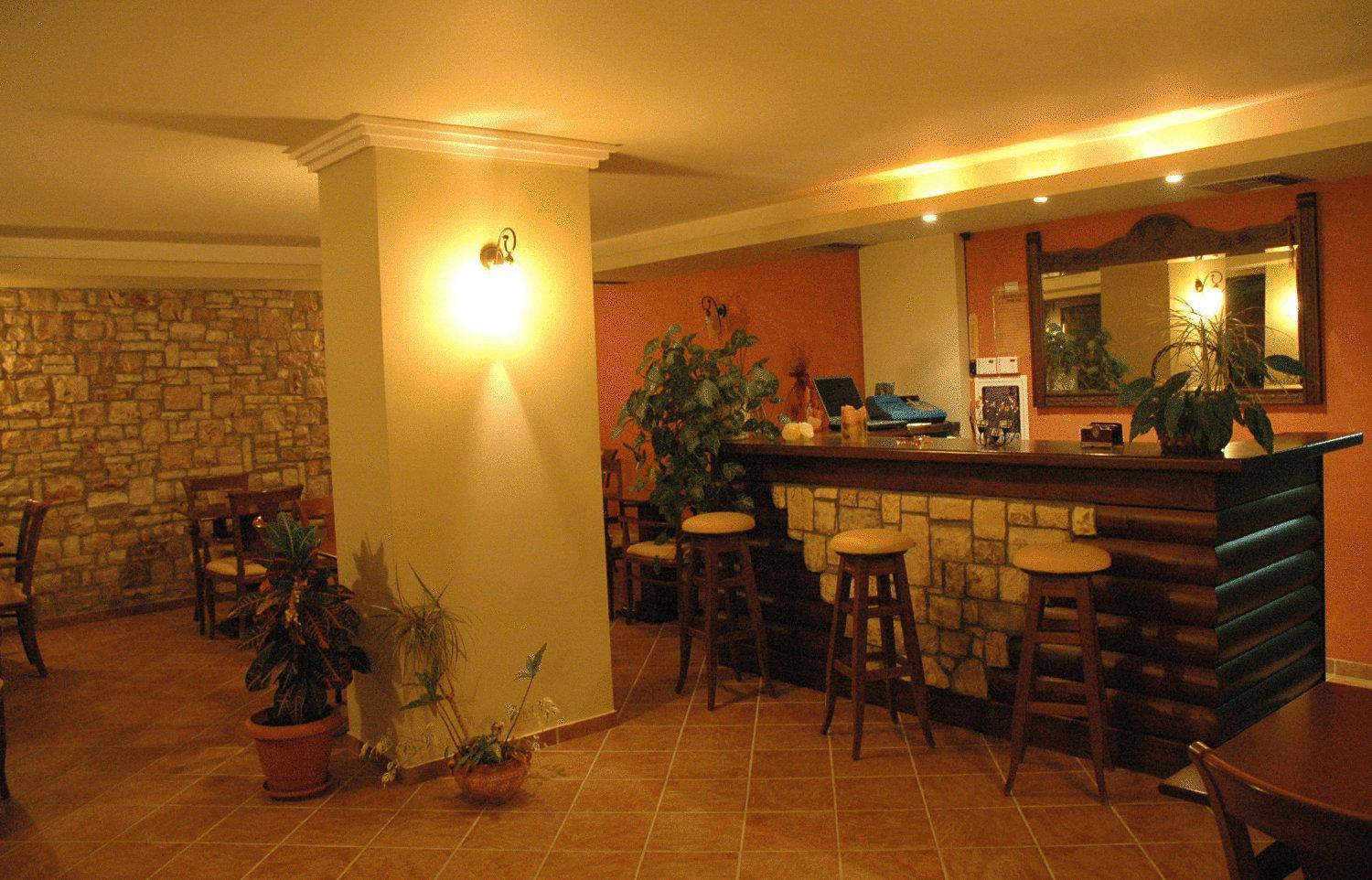 Aroanios Hotel Kleitoria Bagian luar foto